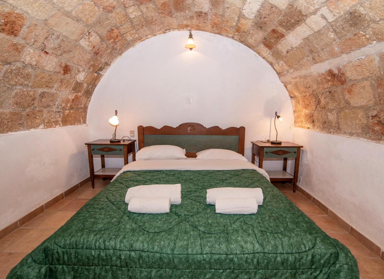 Goulas Traditional Guesthouse Monemvasia Exterior photo