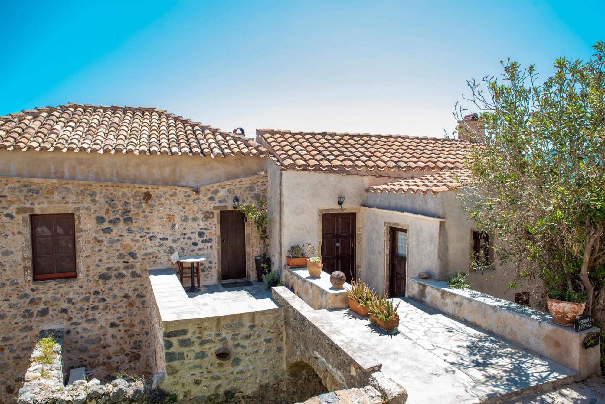 Goulas Traditional Guesthouse Monemvasia Exterior photo